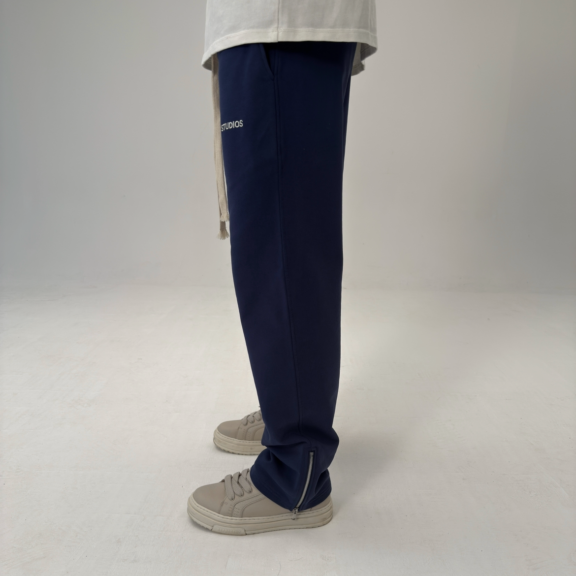 Embroidered Logo Navy Sweatpants