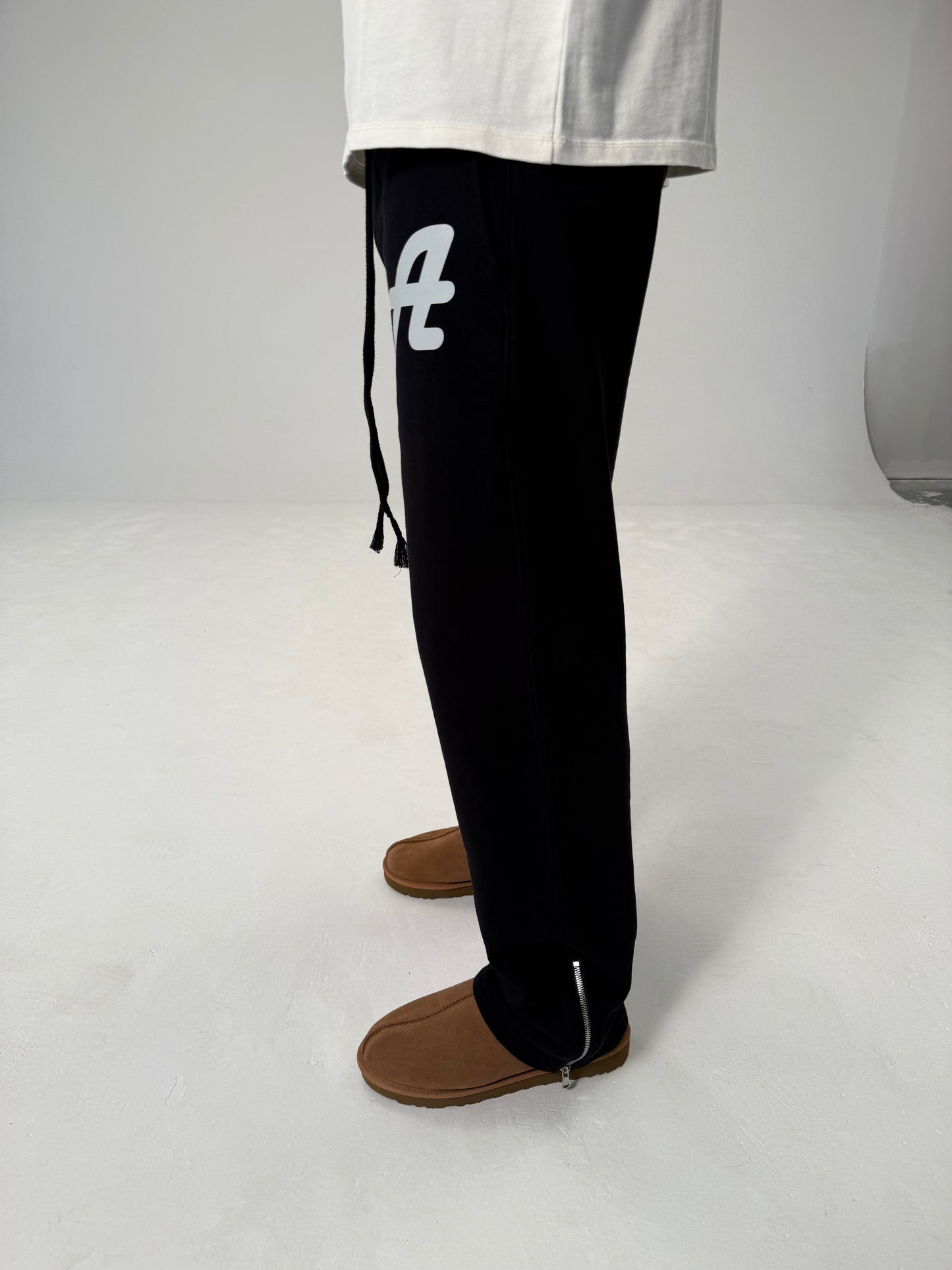 Initial Logo Black Zip Sweatpants