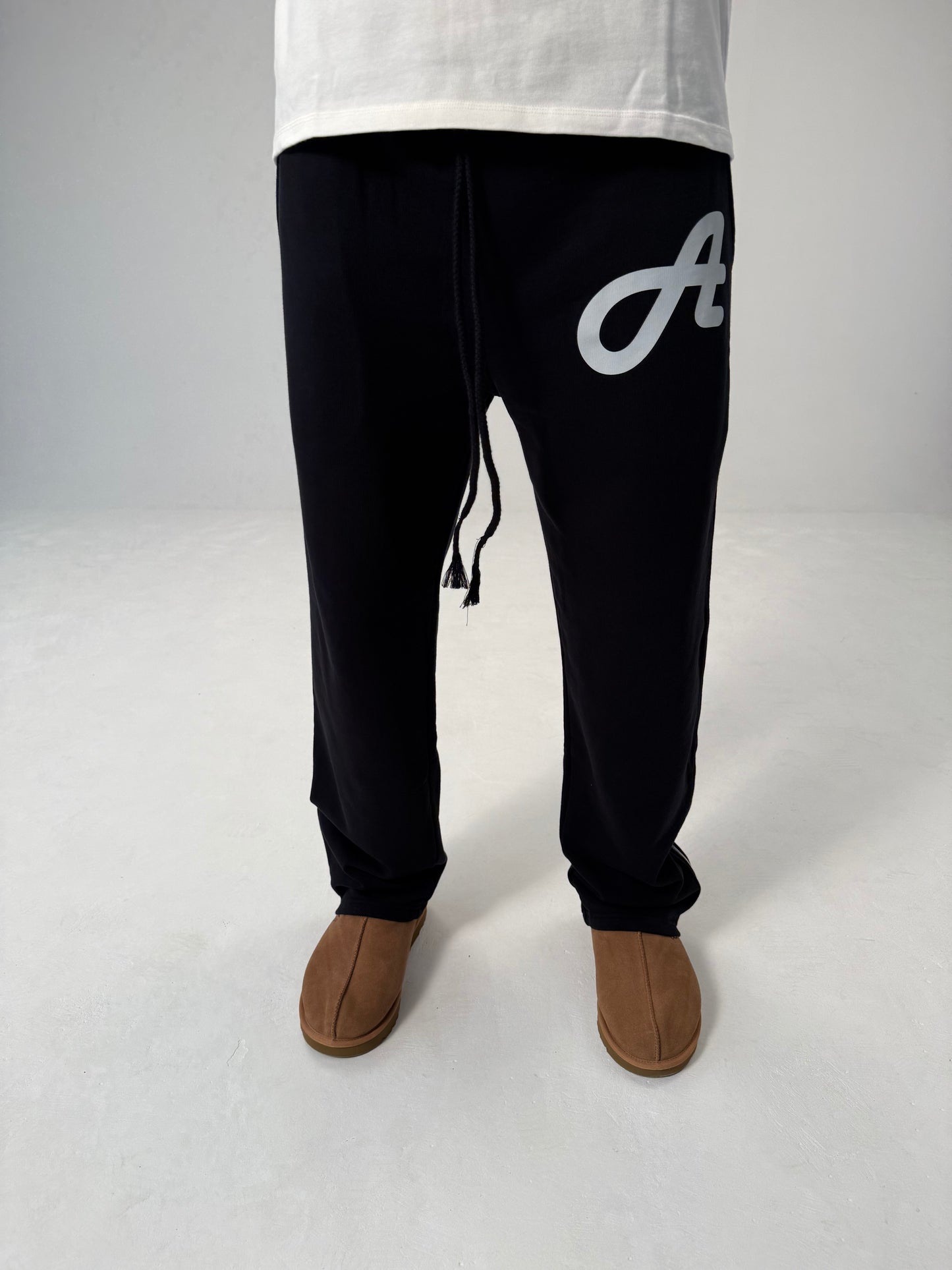 Initial Logo Black Zip Sweatpants